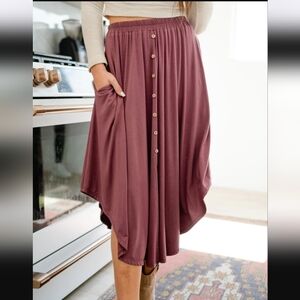 Sozy Gwendolyn Midi Skirt EUC